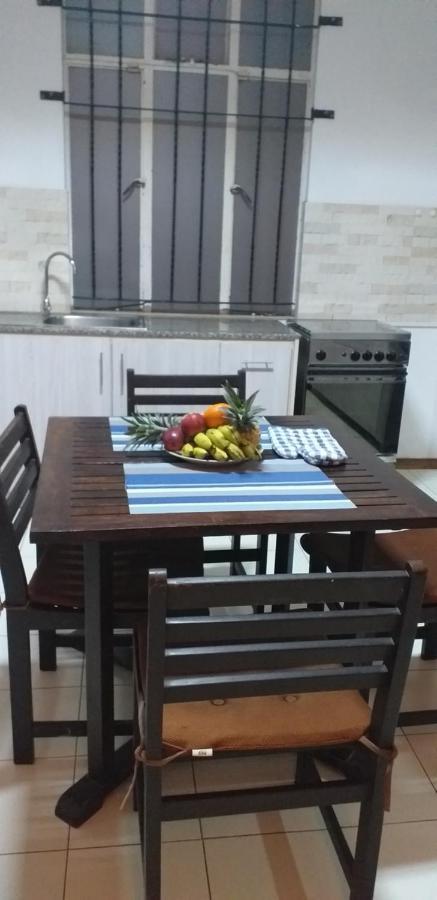גראנדה באיה Corinne Villa A 300M From The Beach מראה חיצוני תמונה