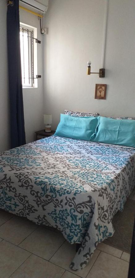 גראנדה באיה Corinne Villa A 300M From The Beach מראה חיצוני תמונה