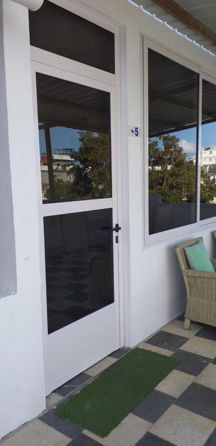 גראנדה באיה Corinne Villa A 300M From The Beach מראה חיצוני תמונה