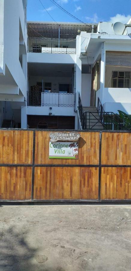 גראנדה באיה Corinne Villa A 300M From The Beach מראה חיצוני תמונה