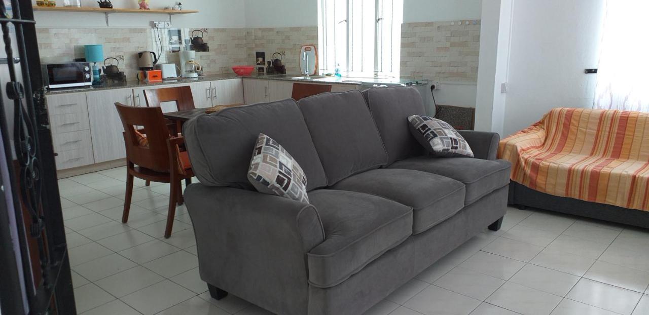 גראנדה באיה Corinne Villa A 300M From The Beach מראה חיצוני תמונה